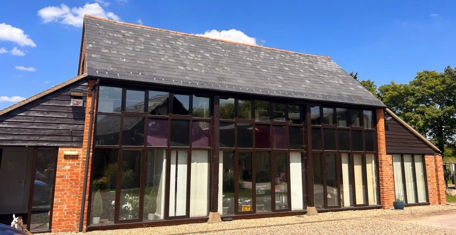 Formbar Willow Barn